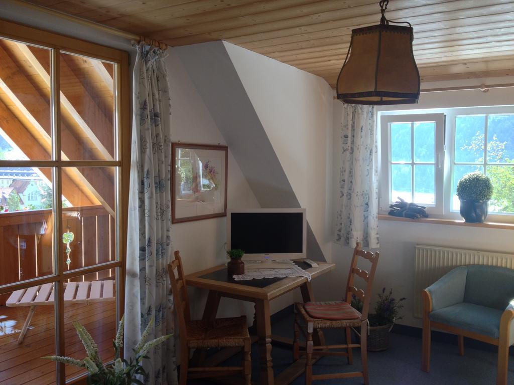 Gasthof Blaue Gams ايتال الغرفة الصورة